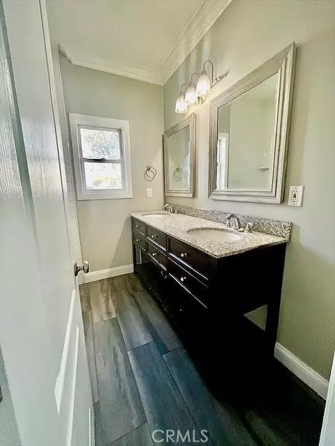 Bath - 34605 Cape Cod Ct, Yucaipa, CA 92399 photo 1 of 2