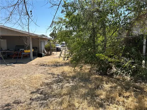 Exterior - 9922 Victor Ave, Hesperia, CA 92345 photo 2 of 7