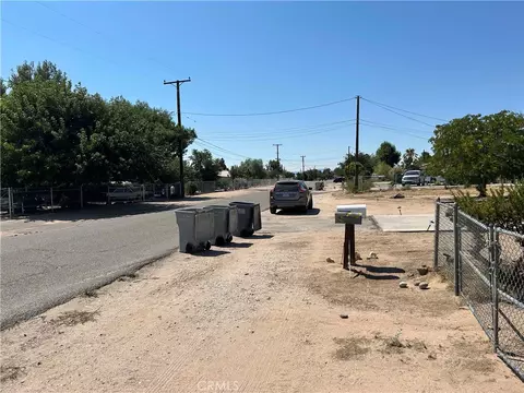 Exterior - 9922 Victor Ave, Hesperia, CA 92345 photo 7 of 7