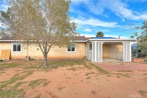 Exterior - 22133 Thunderbird, Apple Valley, CA 92307 photo 5 of 10