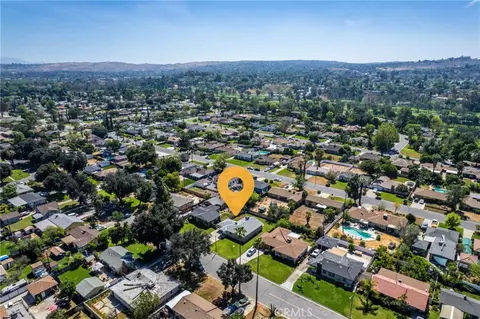 View/Area - 2514 Prospect Ave, Riverside, CA 92507 photo 3 of 5