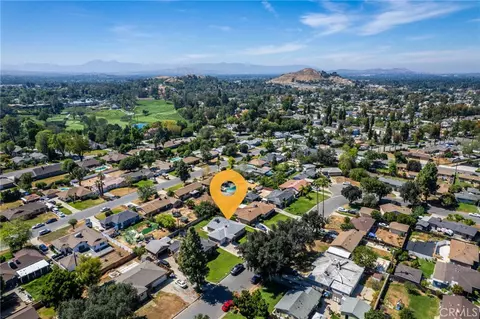 View/Area - 2514 Prospect Ave, Riverside, CA 92507 photo 2 of 5