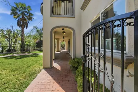 Entry Way - 4972 Clover, Rancho Cucamonga, CA 91737 photo 1 of 12