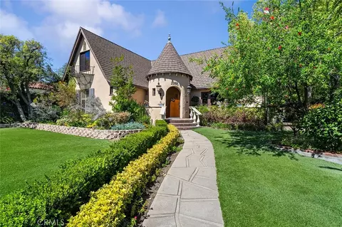 2285 E Orange Grv, Pasadena, CA 91104