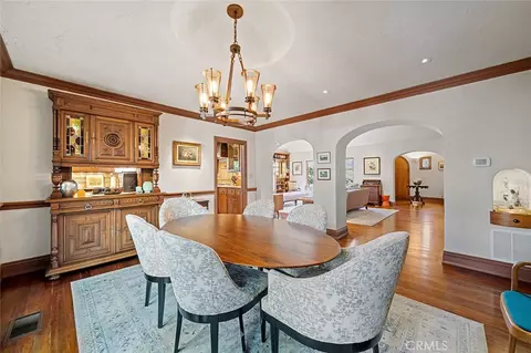 Dining - 2285 E Orange Grv, Pasadena, CA 91104 photo 3 of 3