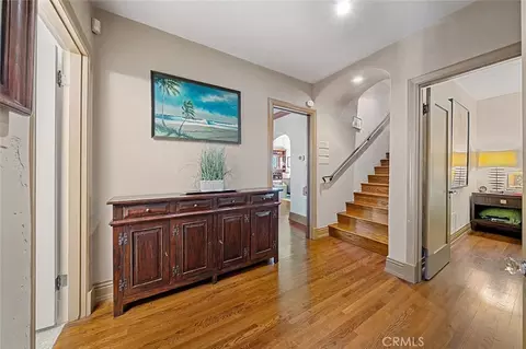 Entry Way - 2285 E Orange Grv, Pasadena, CA 91104 photo 4 of 4