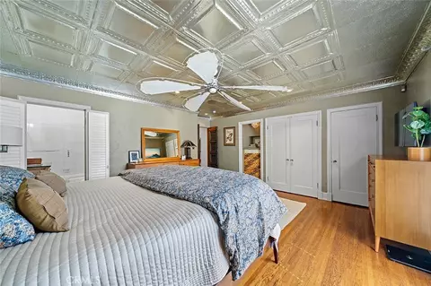Bedroom - 2285 E Orange Grv, Pasadena, CA 91104 photo 6 of 8