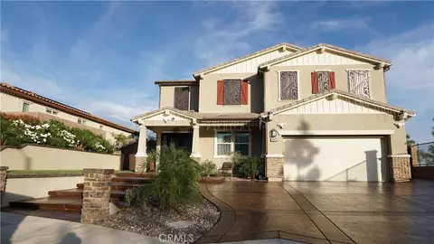 6895 Baroque Ct, San Bernardino, CA 92407