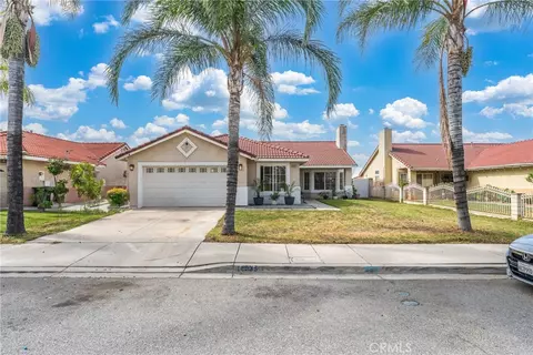 14035 Clover Ct, Fontana, CA 92335