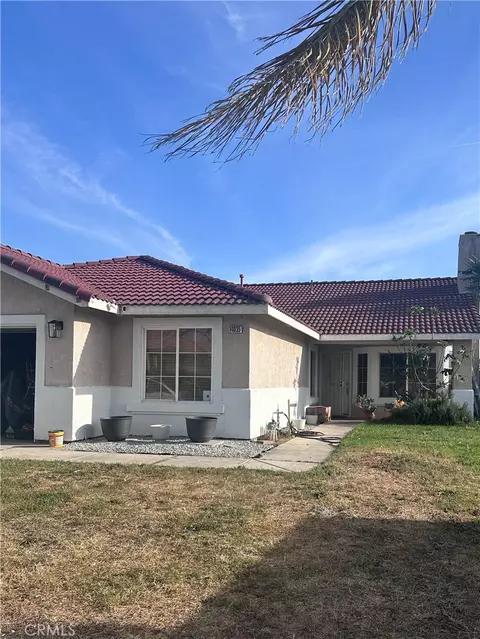 14035 Clover Ct, Fontana, CA 92335