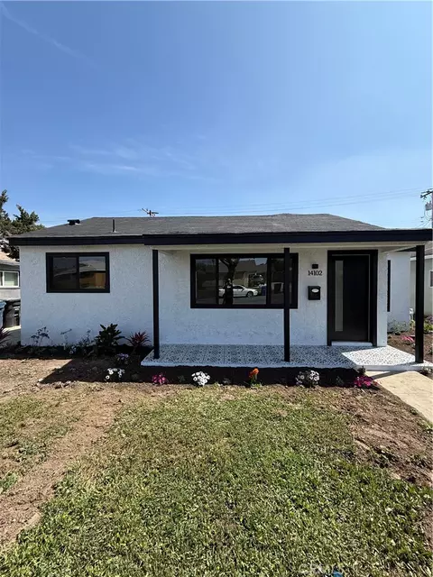 Exterior - 14102 S Parmelee, Compton, CA 90222 photo 2 of 4