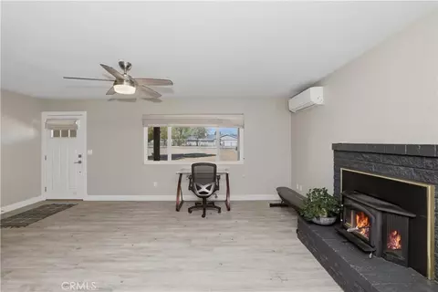 Living - 11363 Maple, Hesperia, CA 92345 photo 2 of 4
