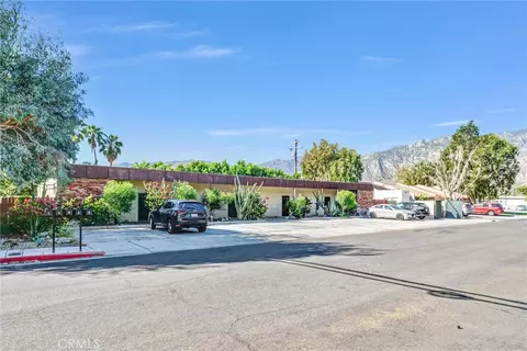 3737 E Calle De Carlos, Palm Springs, CA 92264