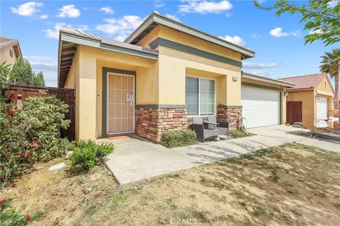 11672 Dos Palmas, Victorville, CA 92392