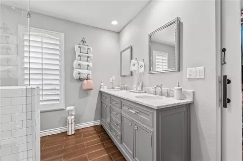 Bath - 35930 Bella Vis, Yucaipa, CA 92399 photo 2 of 3