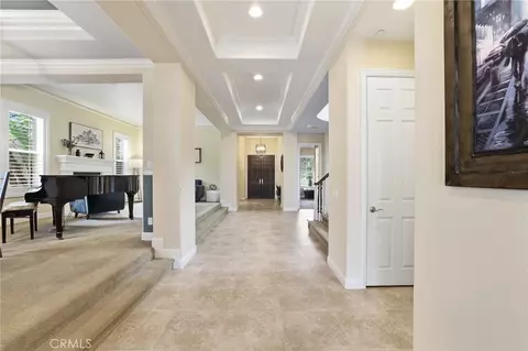 Entry Way - 5098 Rodeo Rd, Rancho Cucamonga, CA 91737 photo 3 of 10