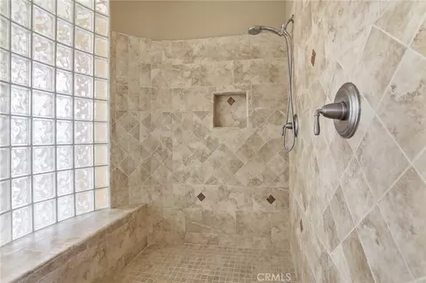 Bath - 5098 Rodeo Rd, Rancho Cucamonga, CA 91737 photo 4 of 6