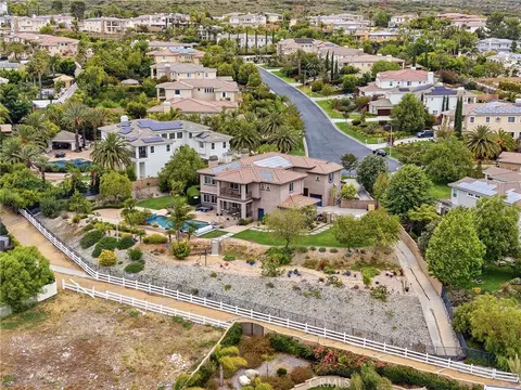 View/Area - 5098 Rodeo Rd, Rancho Cucamonga, CA 91737 photo 1 of 3
