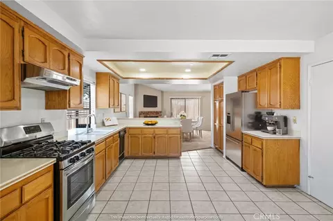 Kitchen - 8643 Panorama, Hesperia, CA 92344 photo 2 of 6