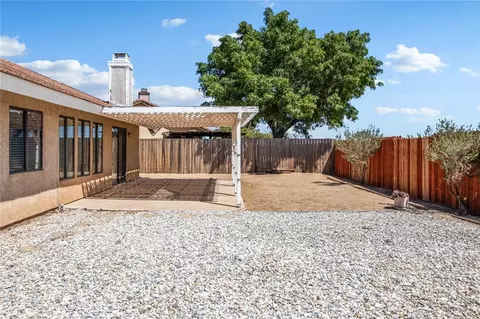 Exterior - 8643 Panorama, Hesperia, CA 92344 photo 7 of 10