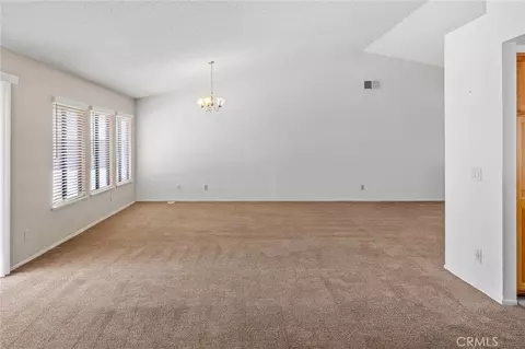 Living - 8643 Panorama, Hesperia, CA 92344 photo 6 of 8