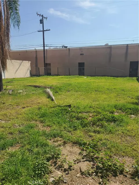 572 West, Upland, CA 91786 photo 6