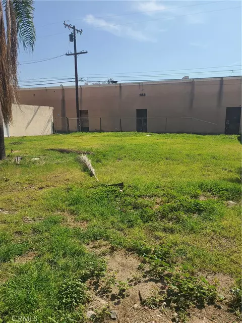 572 West, Upland, CA 91786 photo 8