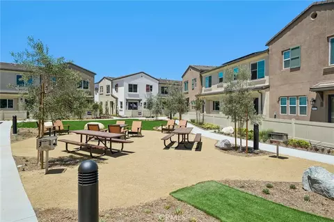 Exterior - 3175 Teralina Cir, Riverside, CA 92503 photo 6 of 7