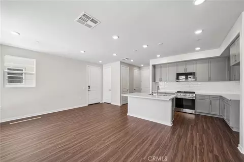 Entry Way - 3175 Teralina Cir, Riverside, CA 92503 photo 1 of 10