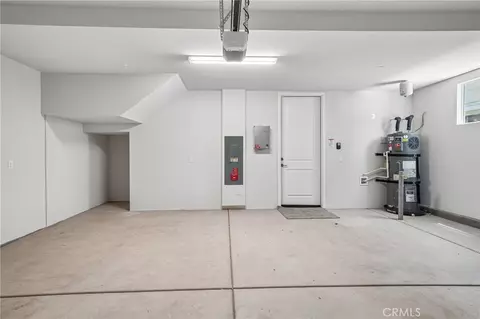 Entry Way - 3175 Teralina Cir, Riverside, CA 92503 photo 9 of 9