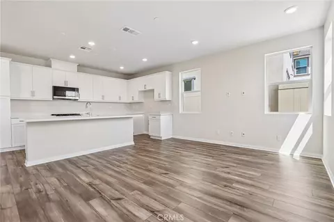 Living - 29269 Crescent Way, Highland, CA 92346 photo 4 of 5
