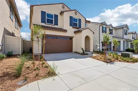 Exterior - 29269 Crescent Way, Highland, CA 92346 photo 2 of 7