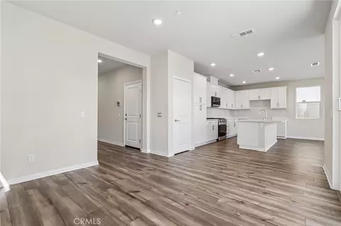 Entry Way - 29269 Crescent Way, Highland, CA 92346 photo 2 of 5