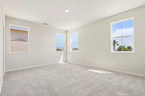 Bedroom - 29269 Crescent Way, Highland, CA 92346 photo 5 of 7