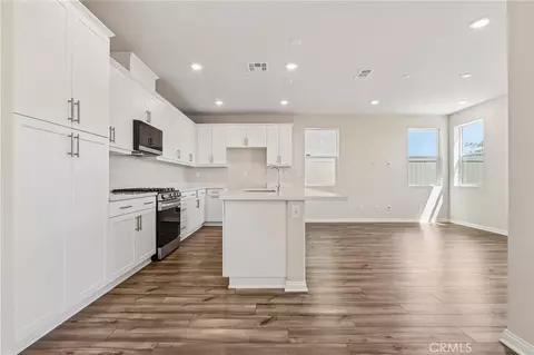 Other - 29269 Crescent Way, Highland, CA 92346 photo 7 of 10