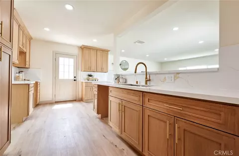 Kitchen - 10037 Geneva, Montclair, CA 91763 photo 3 of 3