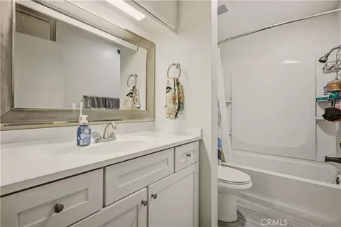 Bath - 3709 Country Oaks Loop #E, Ontario, CA 91761 photo 1 of 2