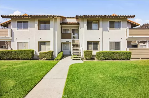 3709 Country Oaks Loop #E, Ontario, CA 91761