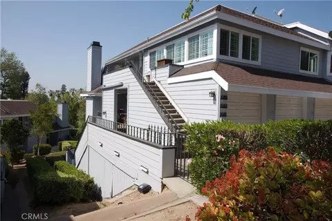 1083 Lakeview Ter, Azusa, CA 91702