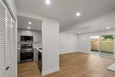 1381 S Walnut St #2505, Anaheim, CA 92802