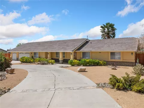 16992 Joshua, Apple Valley, CA 92307