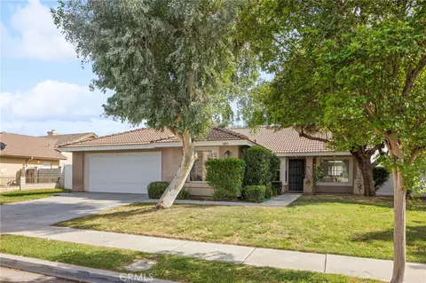 3895 Paris, Hemet, CA 92545