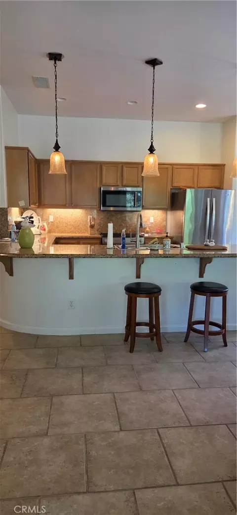 Kitchen - 24590 Lowe, Corona, CA 92883 photo 4 of 5