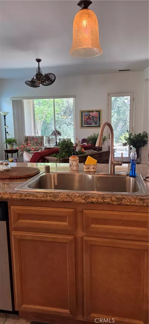 Kitchen - 24590 Lowe, Corona, CA 92883 photo 3 of 5