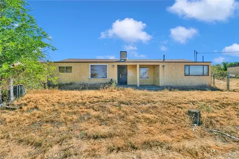 10393 Mockingbird Ave, Apple Valley, CA 92308