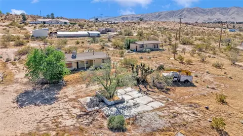 View/Area - 10393 Mockingbird Ave, Apple Valley, CA 92308 photo 1 of 4