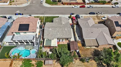 View/Area - 13397 Earlegate, Victorville, CA 92392 photo 4 of 8
