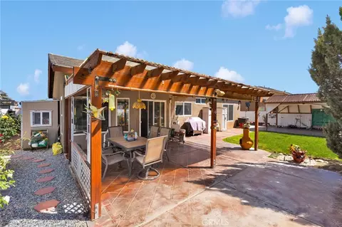 Exterior - 13397 Earlegate, Victorville, CA 92392 photo 6 of 8