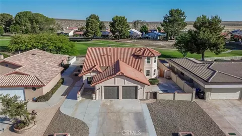 14702 Robin Ln, Helendale, CA 92342