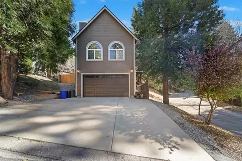 Exterior - 27312 Little Bear, Lake Arrowhead, CA 92352 photo 3 of 10